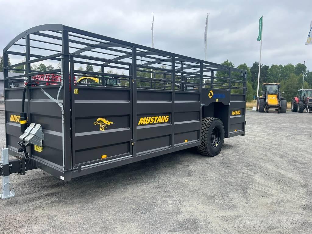 Mustang M 640 Muud haagised