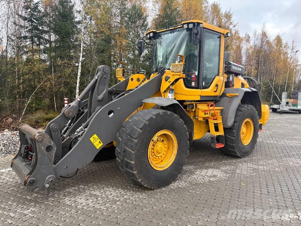 Volvo L90H Rataslaadurid