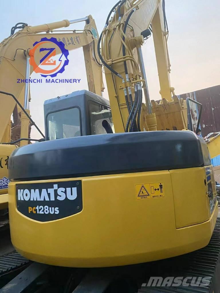 Komatsu PC 128 US Väikeekskavaatorid 7t-12t