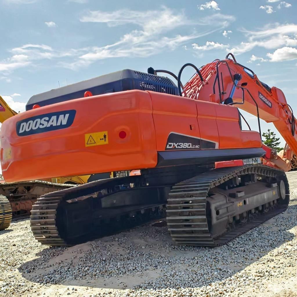 Doosan DX 380 LC Roomikekskavaatorid