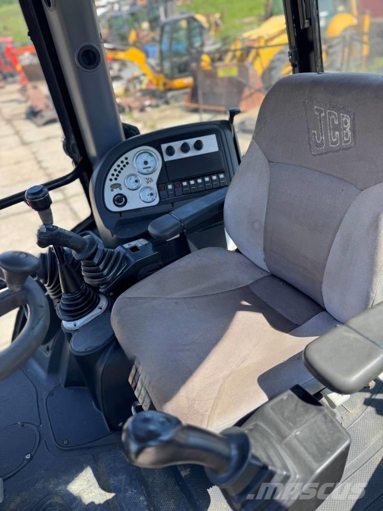 JCB 3 CX Ekskavaatorlaadurid