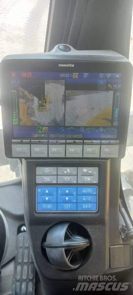 Komatsu PW148-11 Ratasekskavaatorid