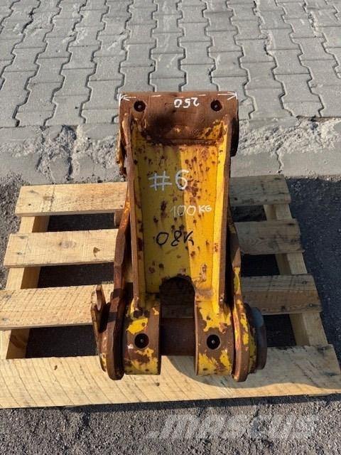O&K Connection Link Ekskavaatorikopad ja lisaseadmed