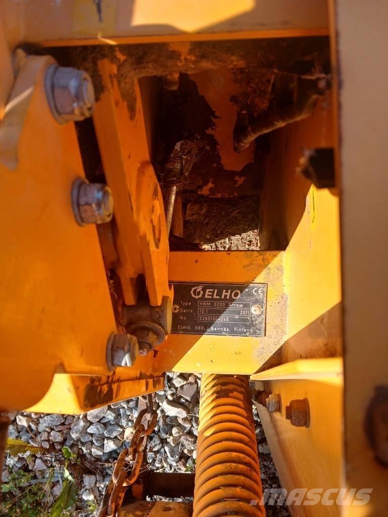 Elho Arrow 3200 Muljurniidukid