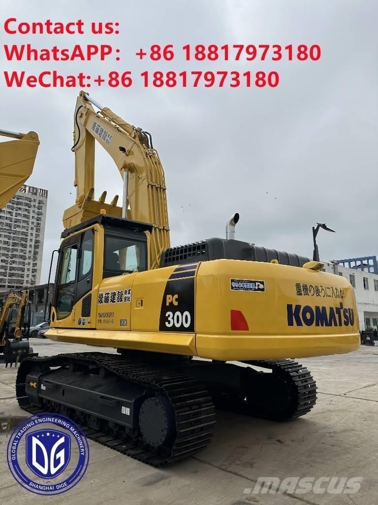 Komatsu PC300-8N1 Roomikekskavaatorid