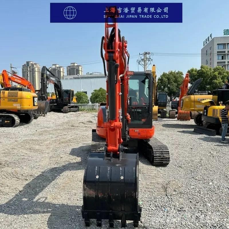 Kubota KX 155 Roomikekskavaatorid
