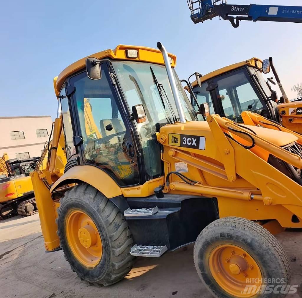 JCB 3 CX Ekskavaatorlaadurid