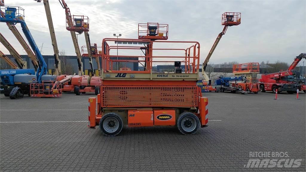 JLG 4069LE Käärtõstukid