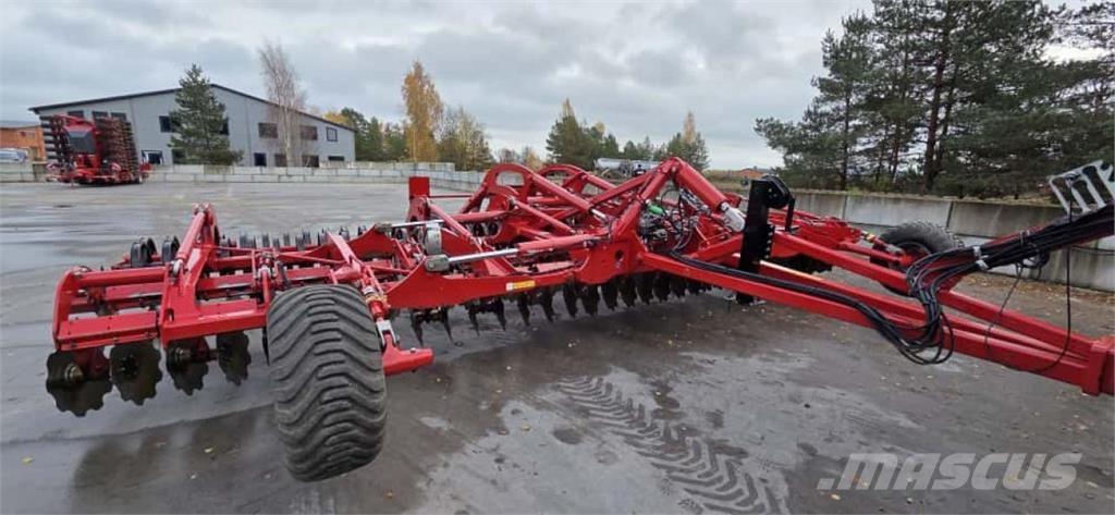 Horsch Joker 8RT Randaalid