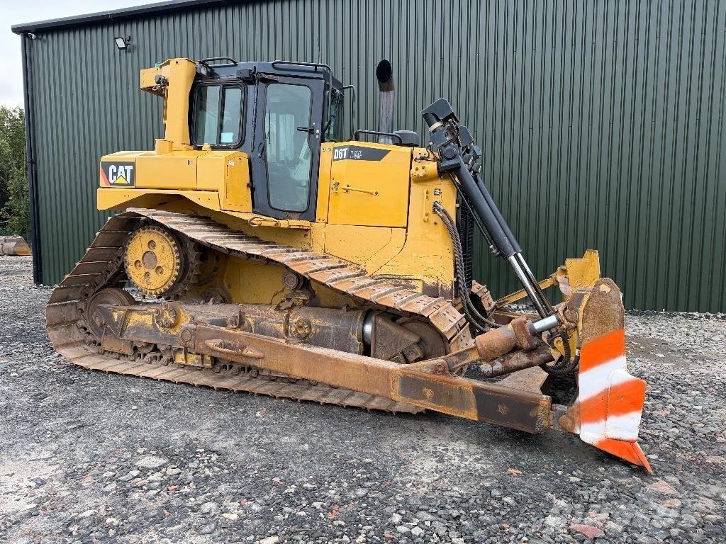 CAT D 6 T LGP Buldooserid
