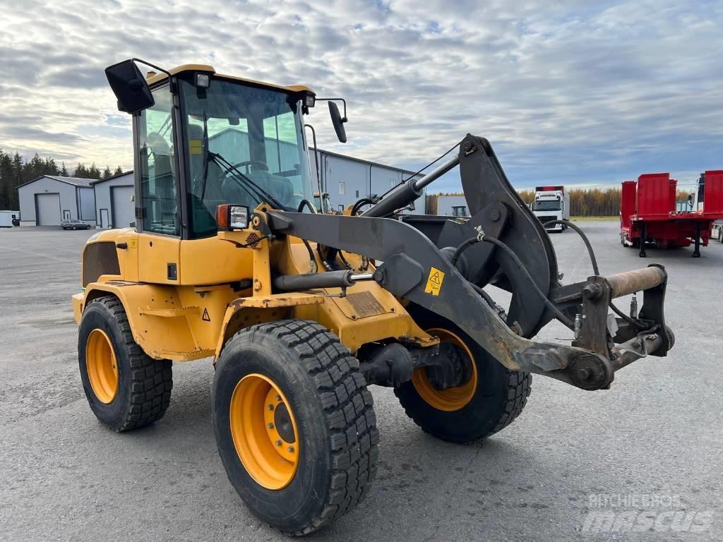 Volvo L30 G S Rataslaadurid