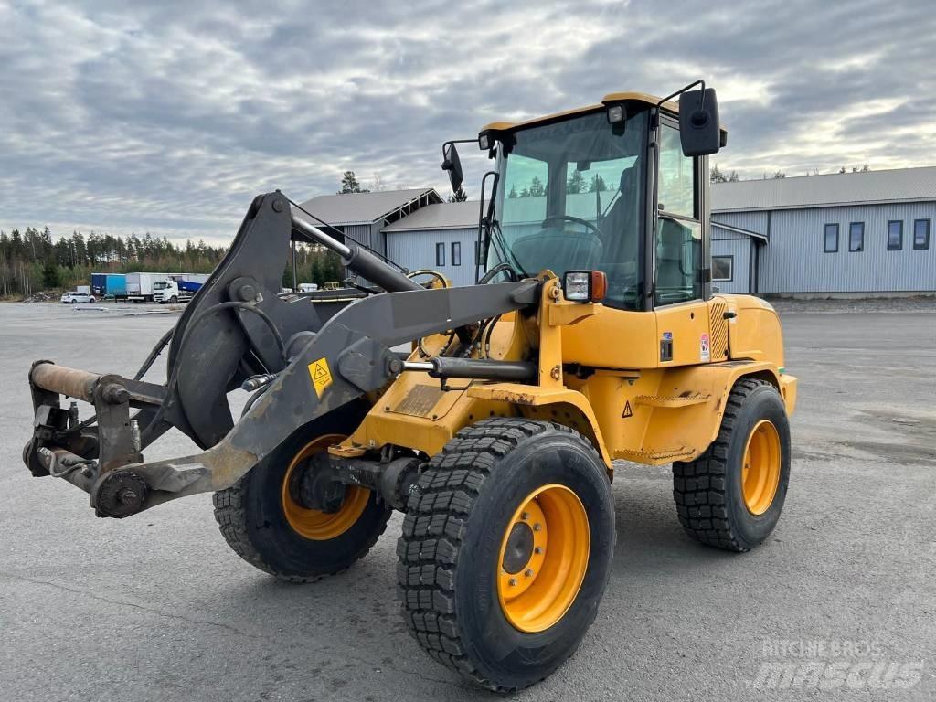 Volvo L30 G S Rataslaadurid