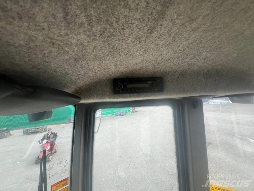 Volvo L30 G S Rataslaadurid