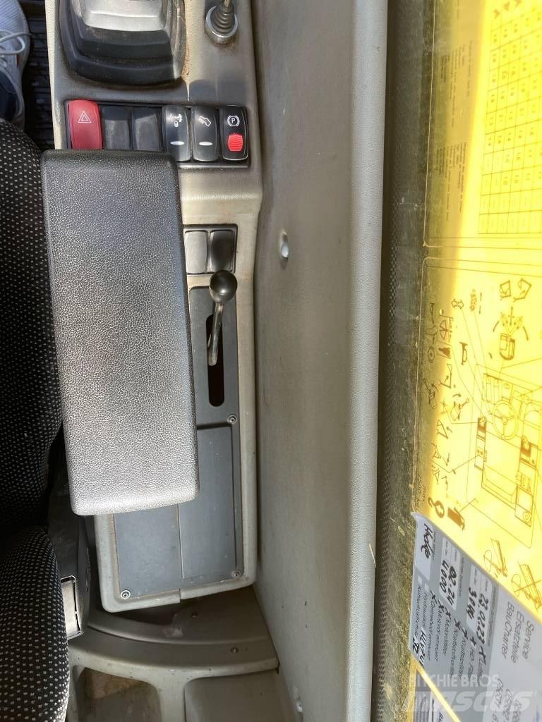 Yanmar B 95 W Ratasekskavaatorid