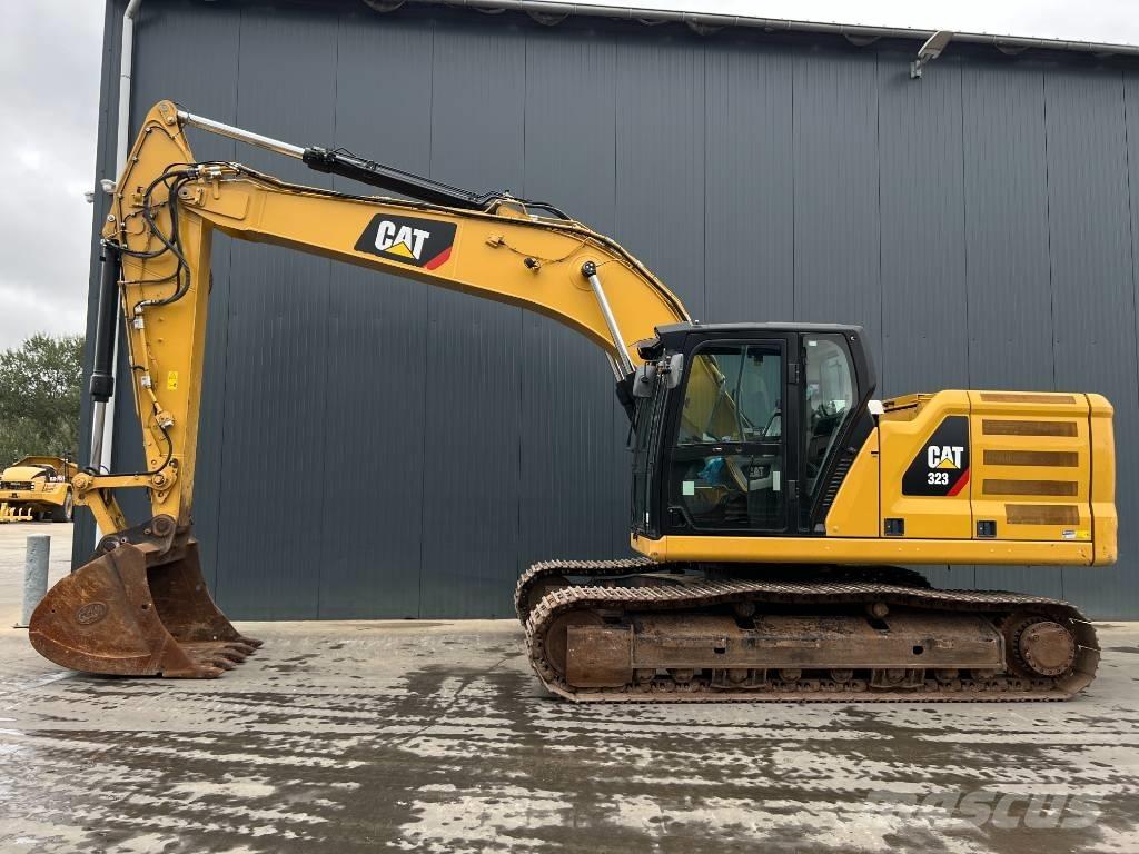 CAT 323 07A Roomikekskavaatorid