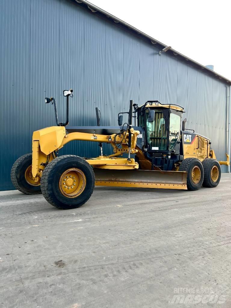 CAT 140M Greiderid