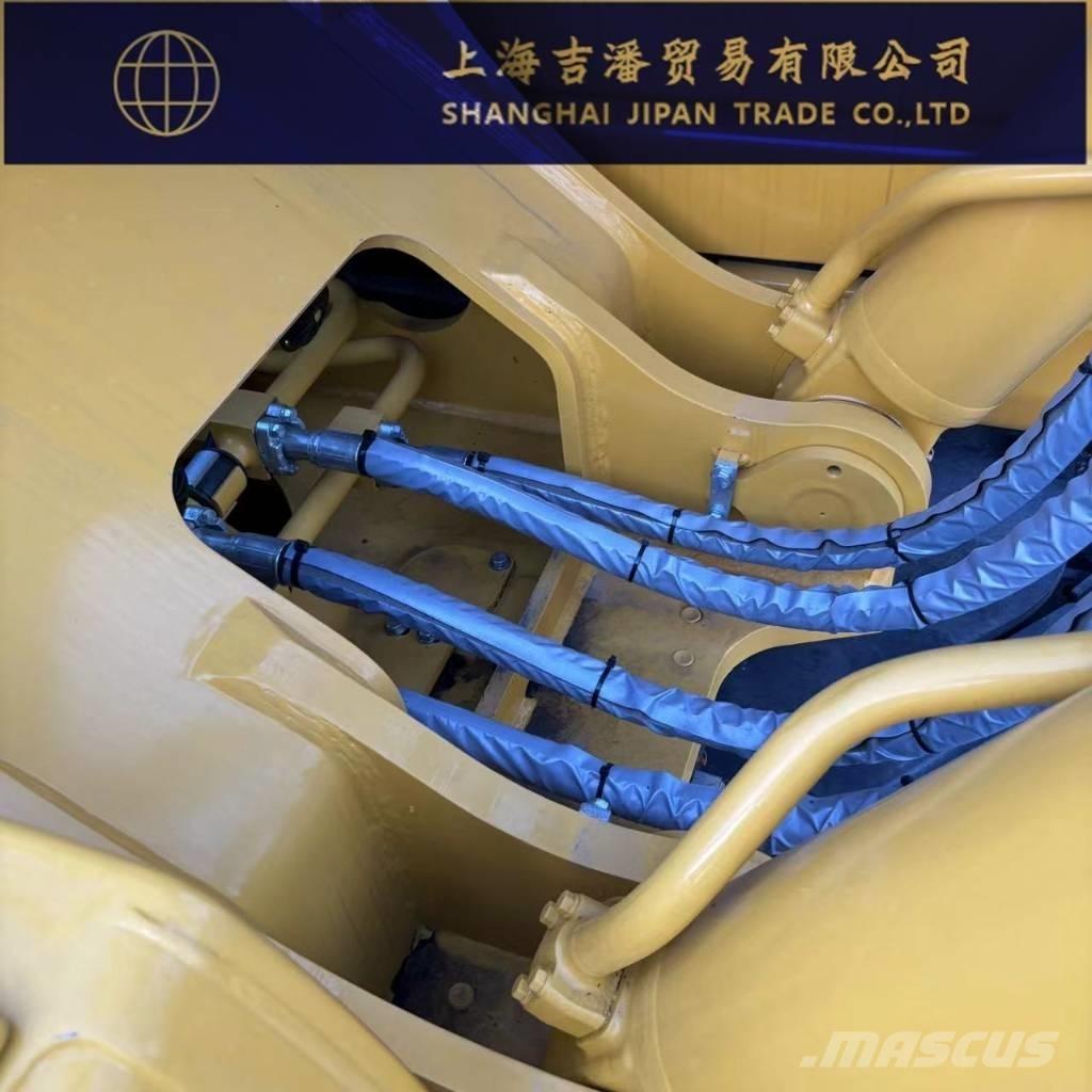 Komatsu PC 450 Roomikekskavaatorid