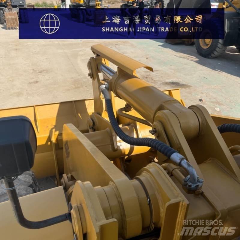 CAT 966 H Rataslaadurid