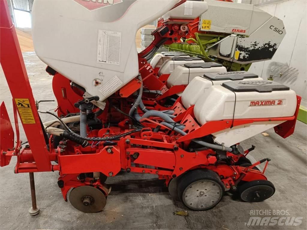 Kuhn Maxima 2TS Täppiskülvikud