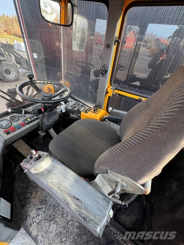 Ljungby L 14 Rataslaadurid