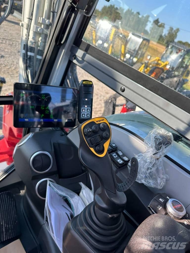 Takeuchi TB 395 W Ratasekskavaatorid