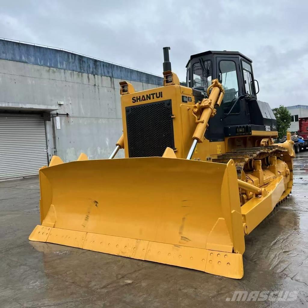 Shantui sd22l Buldooserid
