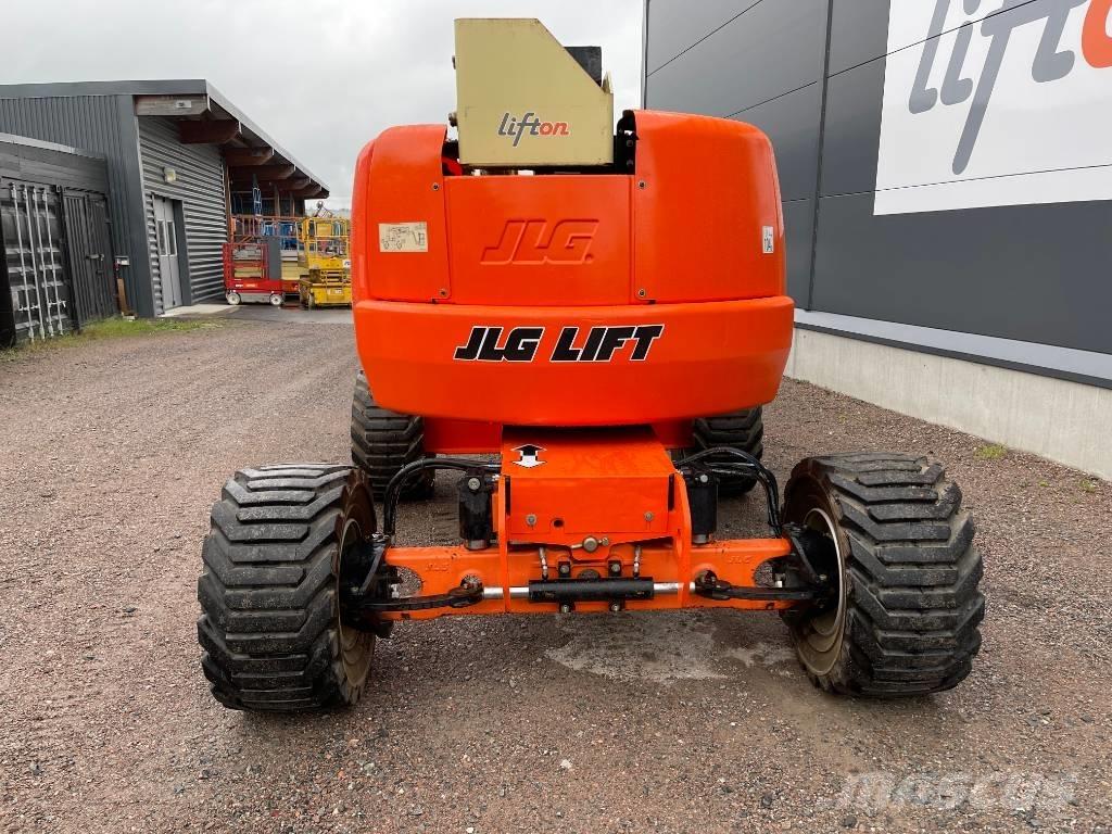 JLG 450 AJ Bomlift Iseliikuvad poomtõstukid