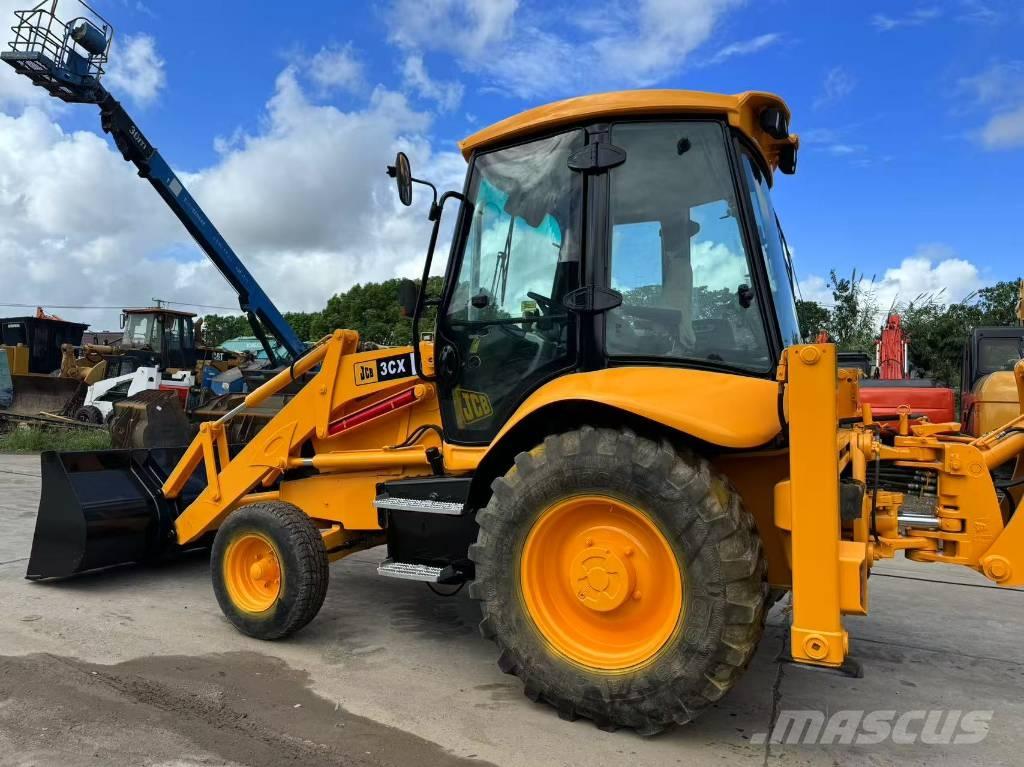 JCB 3 CX Ekskavaatorlaadurid