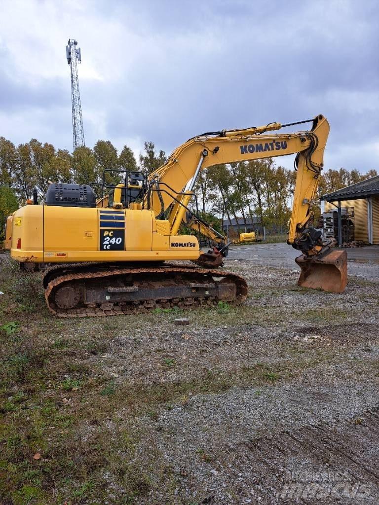 Komatsu PC 240 LC-11 Roomikekskavaatorid