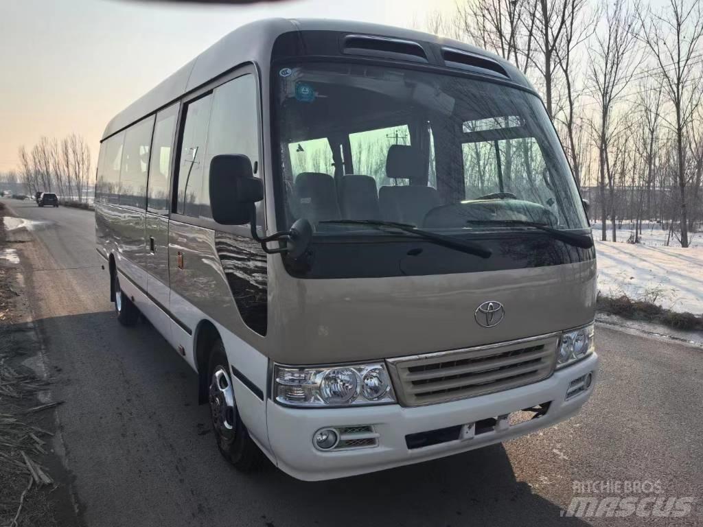 Toyota Coaster Bus Väikebussid