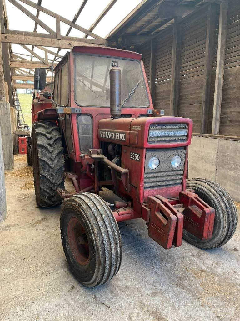 Volvo BM 2250 Traktorid