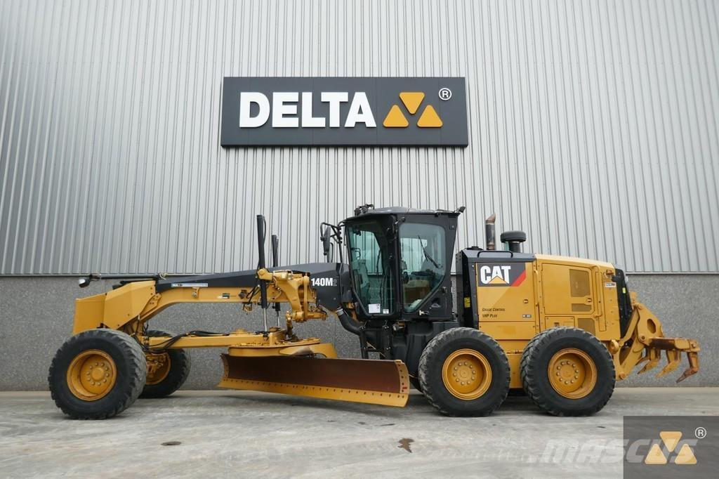 CAT 140M2 Greiderid