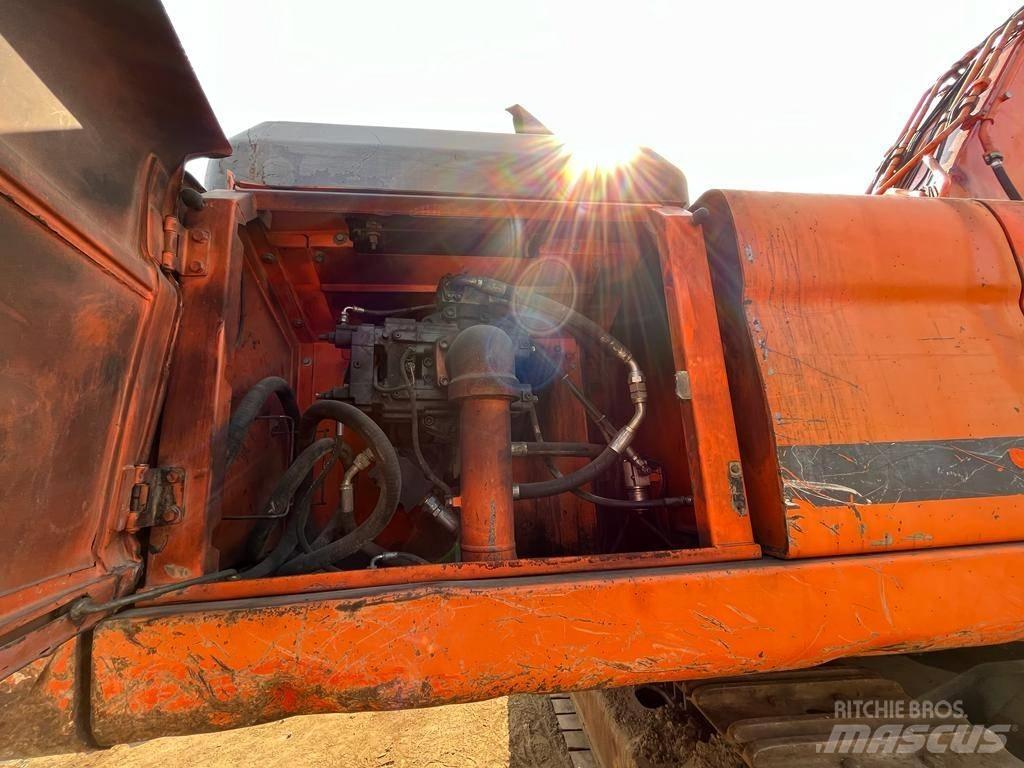 Doosan DX 480 LC Roomikekskavaatorid