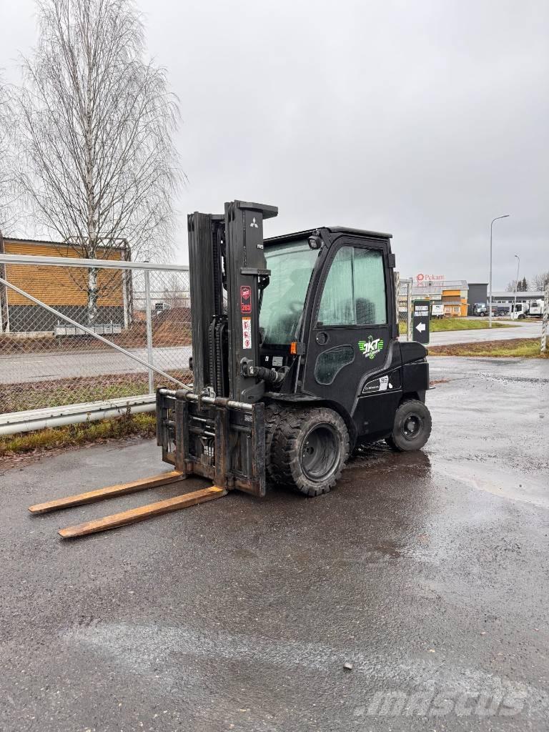 Mitsubishi FD 35 N3 Diiseltõstukid