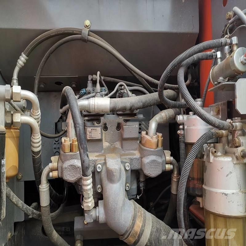 Hitachi zx200 Roomikekskavaatorid