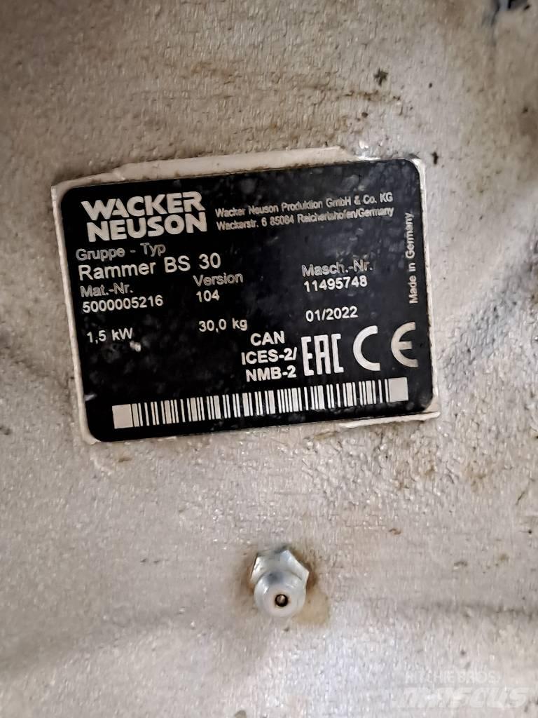 Wacker Neuson BS30 Vibroplaadid