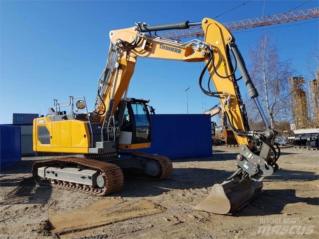 Liebherr R922 Roomikekskavaatorid