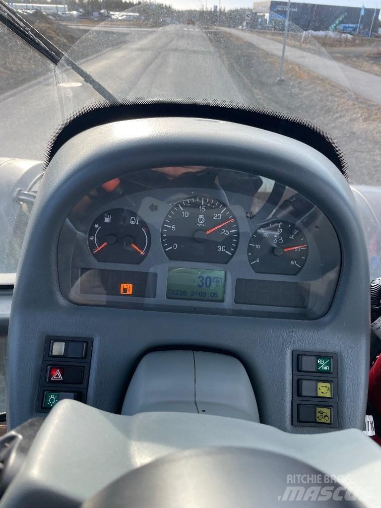 Valtra T151 Traktorid