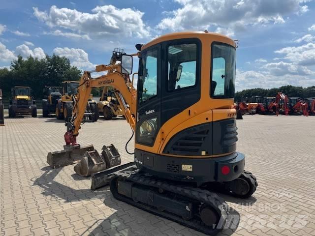 Hyundai R25Z-9 AK Miniekskavaatorid < 7 t
