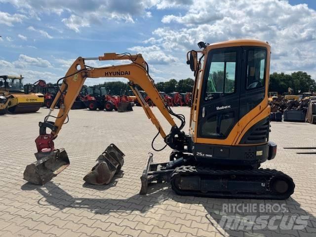Hyundai R25Z-9 AK Miniekskavaatorid < 7 t