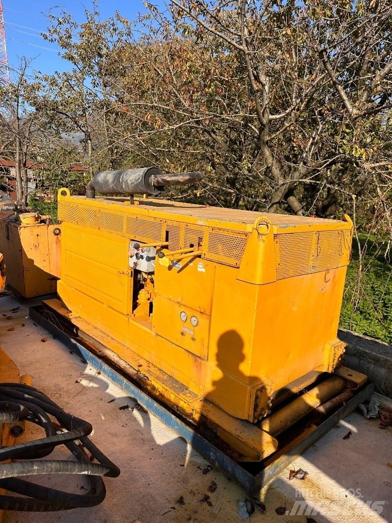 Bauer BV 1300 Puurtorude tehnika