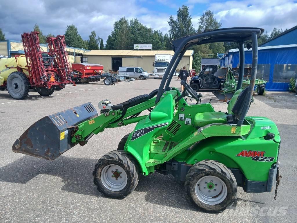 Avant 423 Mitmeotstarbelised laadurid