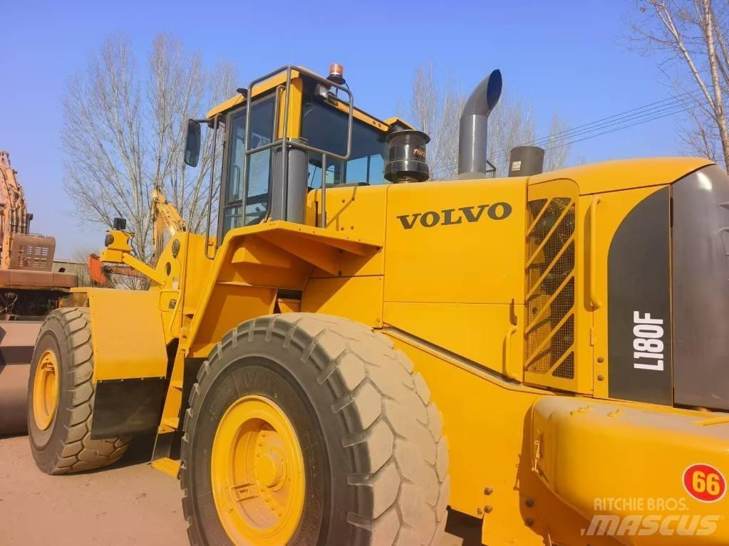 Volvo L 180 F Rataslaadurid