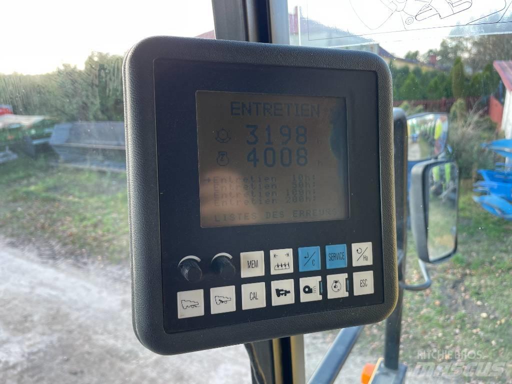 New Holland TX 66 Teraviljakombainid