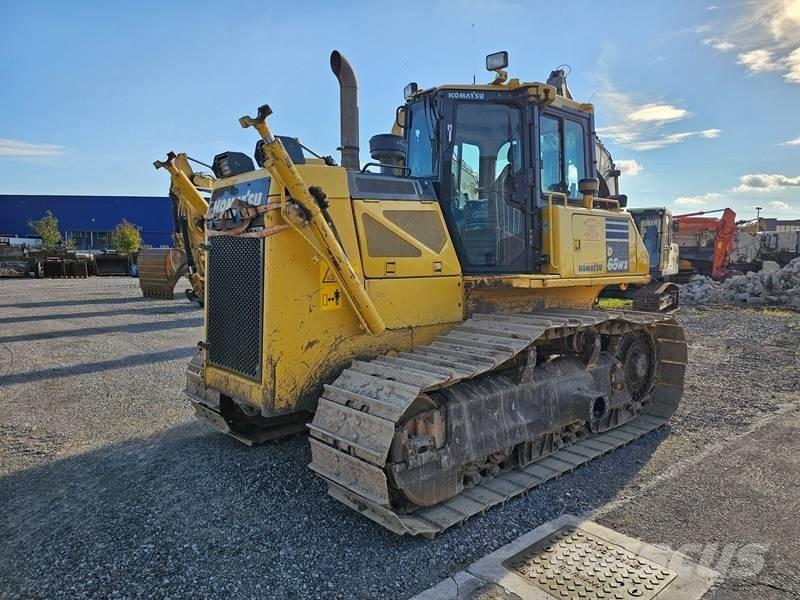 Komatsu D 65 WX-17 Buldooserid