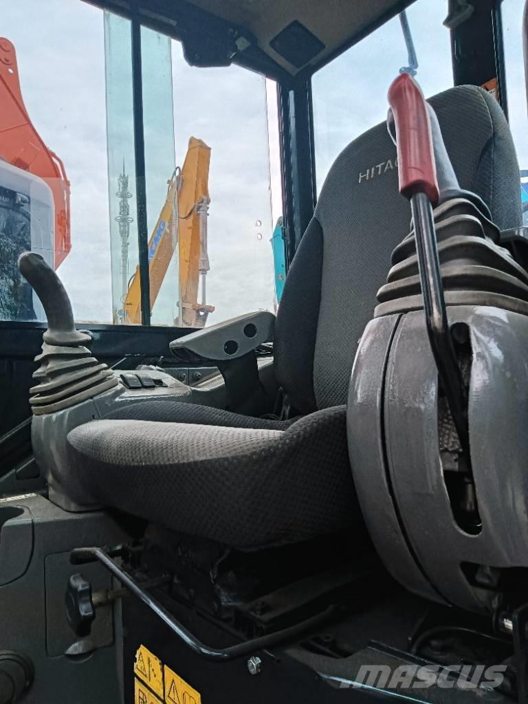 Hitachi ZX 55 Roomikekskavaatorid