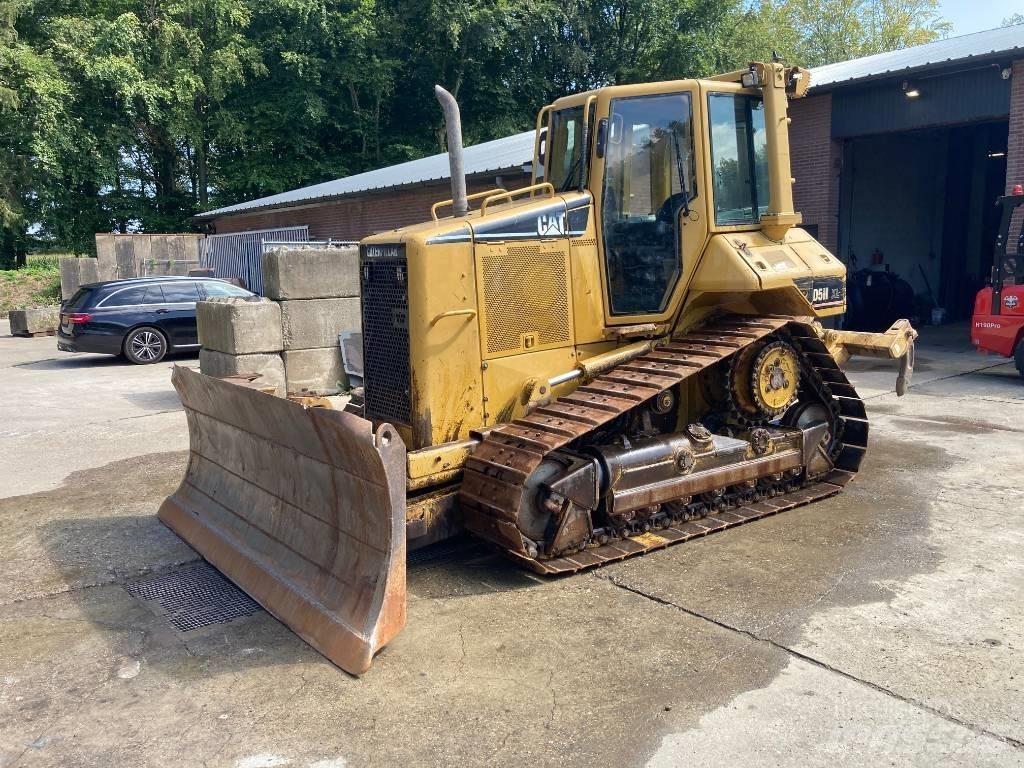 CAT D 5 N XL Buldooserid