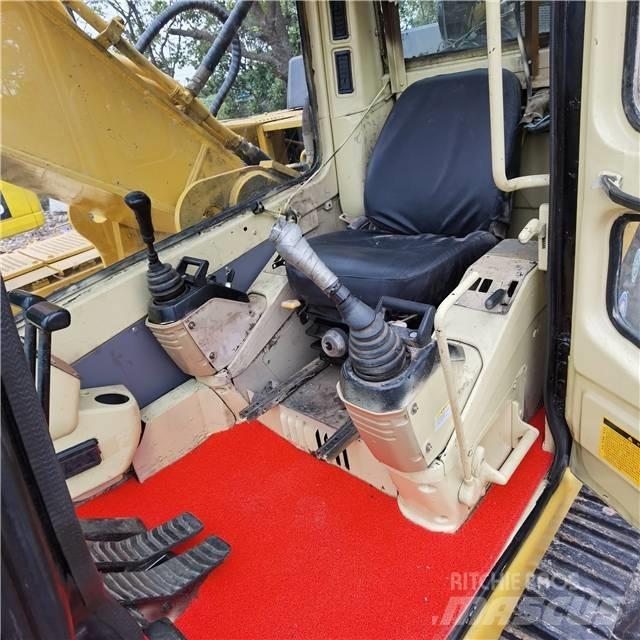 CAT 330B Roomikekskavaatorid