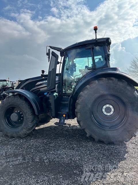Valtra T 235 D Traktorid