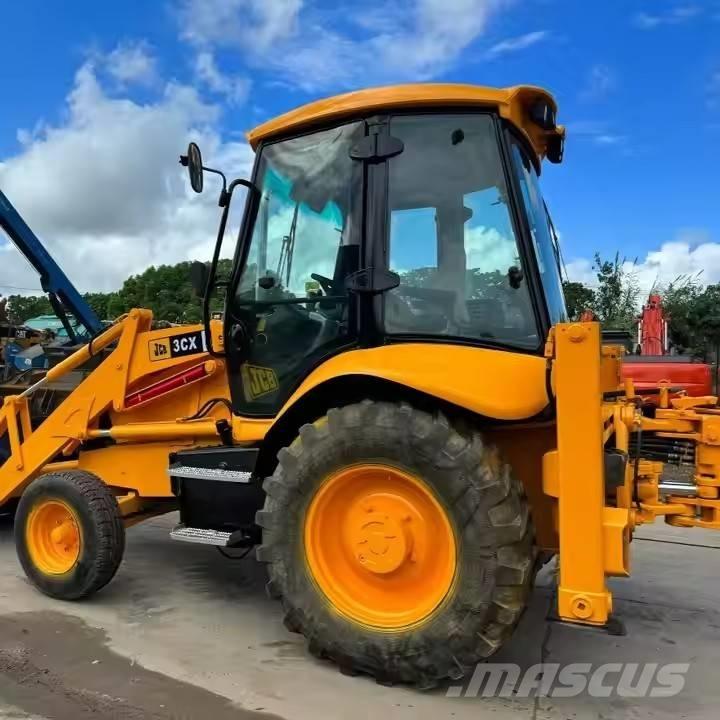 JCB 3 CX Ekskavaatorlaadurid